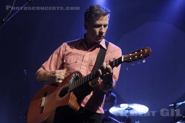 CALEXICO - 2015-04-26 - PARIS - Le Trianon - 